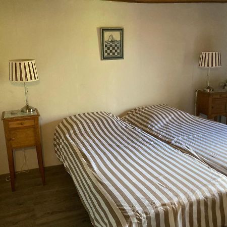 Le Bois Du Four Bed & Breakfast Arfeuilles Exterior photo